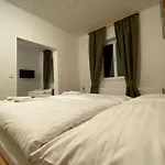 Zum Ochsen Ξενοδοχείο 2*